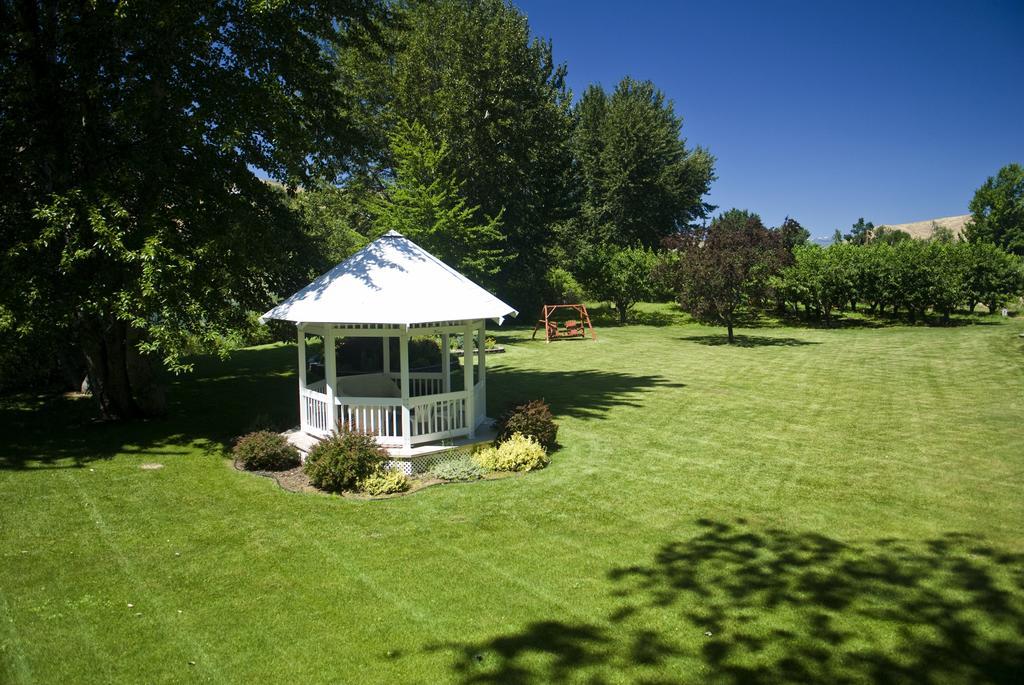 Warm Springs Inn & Winery Sunnyslope Exteriör bild